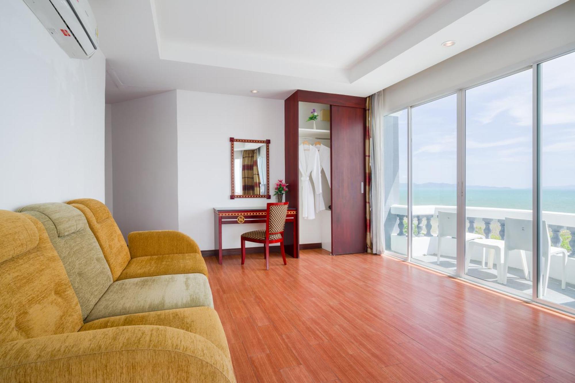 Jomtien Hisotel Quarto foto